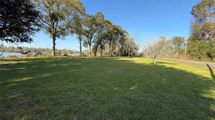 TBD Taylor Lake Circle, Livingston, TX 77351 - Image #3