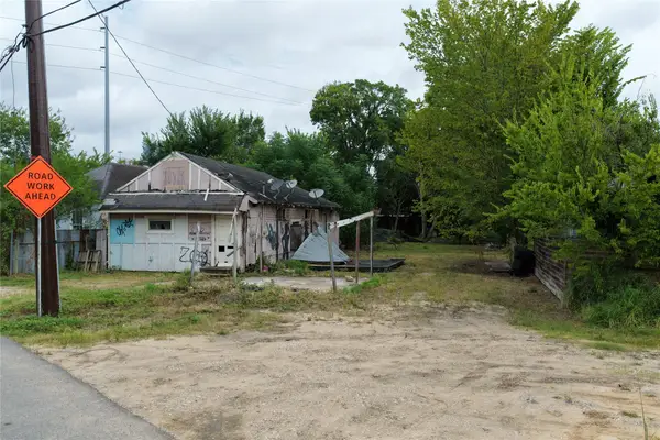 2615 Gray Street, Houston, TX 77003