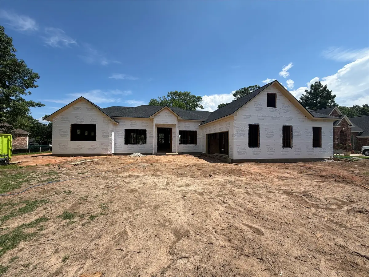 61 Edgewood Dr, Montgomery, TX 77356 - #1