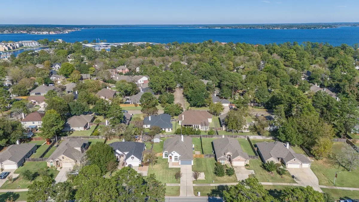 12126 Walden Road, Montgomery, TX 77356 - Image #1