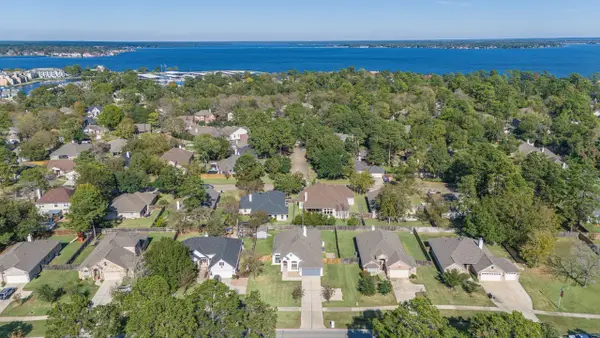 12126 Walden Road, Montgomery, TX 77356