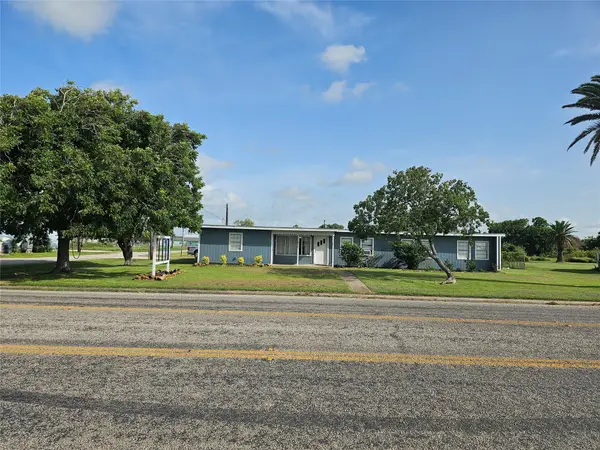 136 Fisher Street, Matagorda, TX 77414