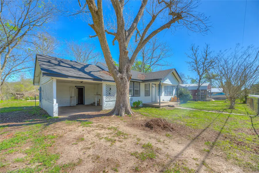 615 E 1st Street, Groveton, TX 75845 - #3