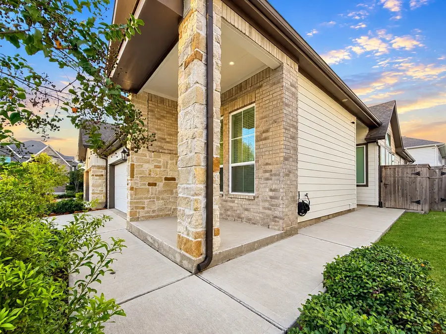 9407 Lantern Light Drive, Missouri City, TX 77459 - #3