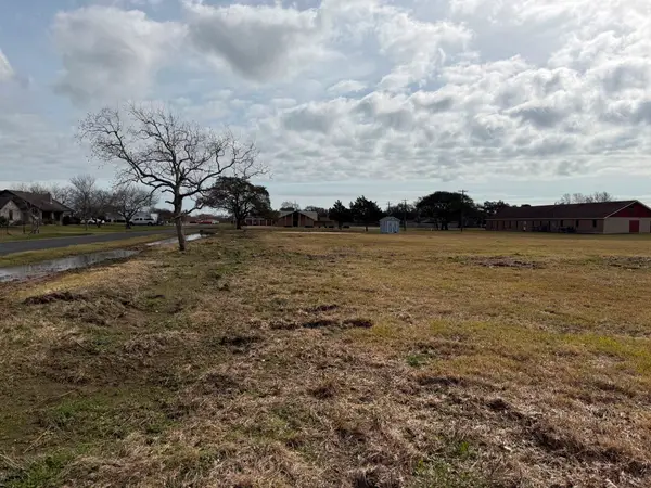 2909 23rd Avenue N, Texas City, TX 77590