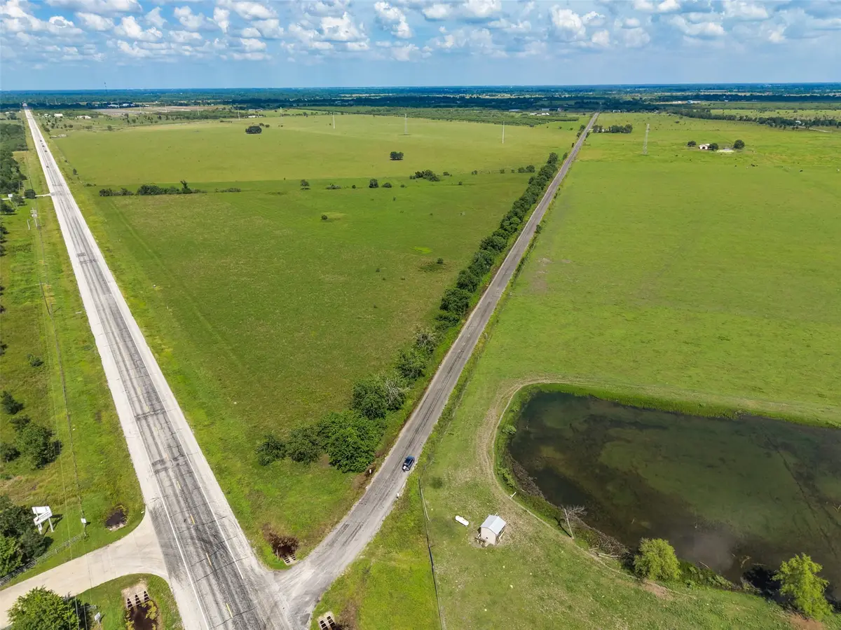 8719 Hwy 159 E Highway, Bellville, TX 77418 - #1