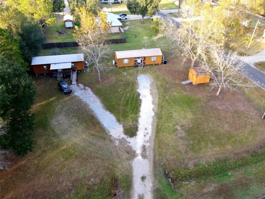 369 E Chestnut Street, Winnie, TX 77665 - Image #2