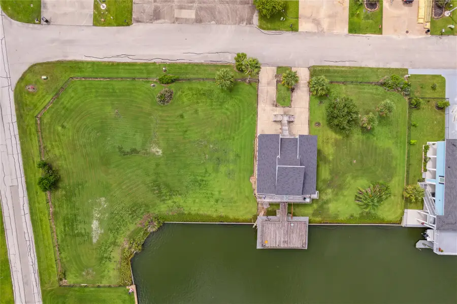 1302 & 1306 Maui Drive, Tiki Island, TX 77554 - #3