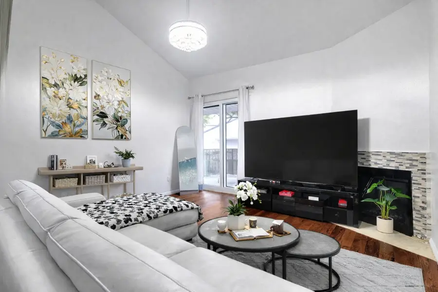 10811 Richmond Avenue #68, Houston, TX 77042 - #2