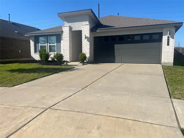 827 Teal Moon Drive, Rosharon, TX 77583