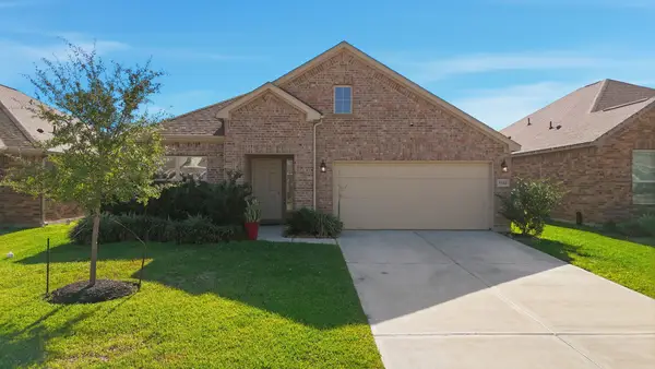 5322 New Iberia Lane, Dickinson, TX 77539