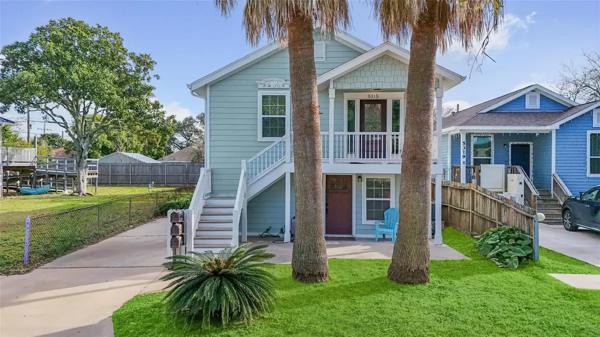 5315 Avenue R, Galveston, TX 77551 - Image #1