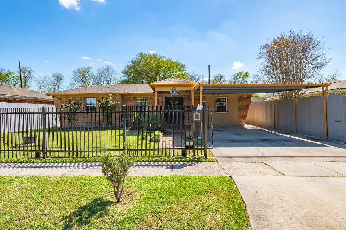 8606 Guinevere Street, Houston, TX 77029 - #1