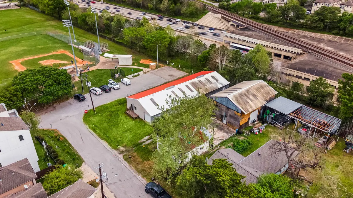 5703 Cornish Street, Houston, TX 77007 - Image #1