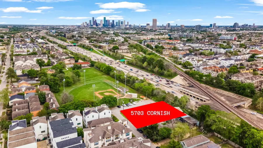 5703 Cornish Street, Houston, TX 77007 - Image #3