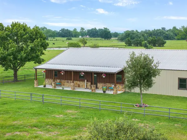 493 Hodde Road, Carmine, TX 78932