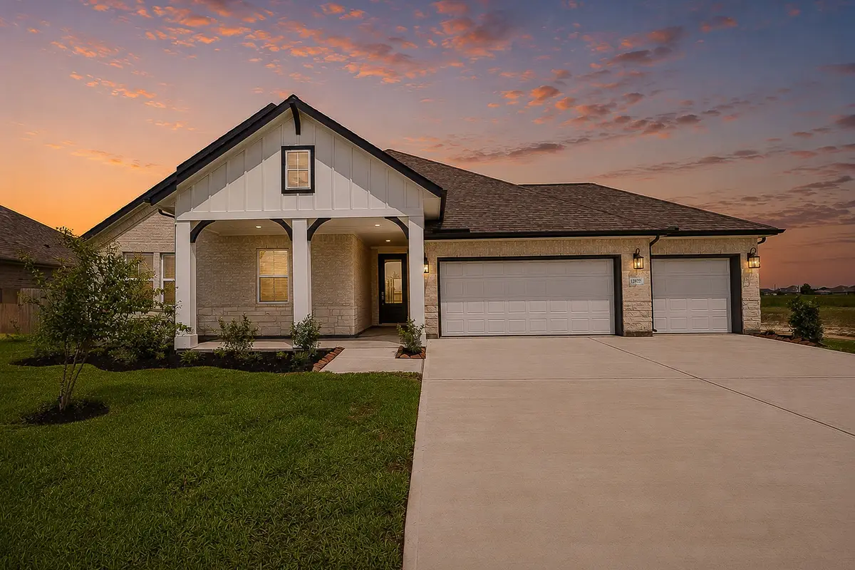 12127 Old Fashion Circle, Monterey Belvieu, TX 77535 - #1