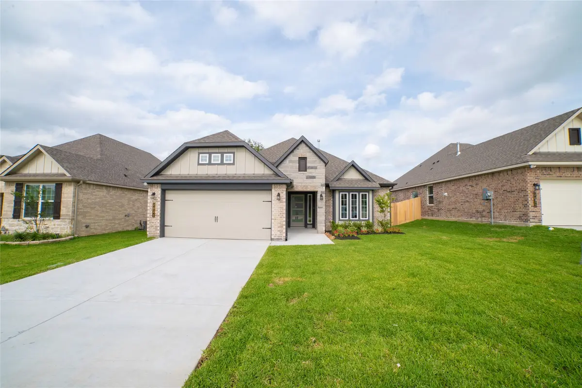 2031 Winepress Road, Brenham, TX 77833 - #1