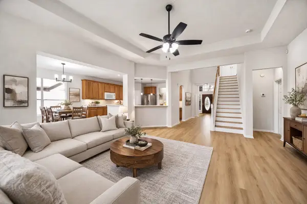 515 Deer Hollow Drive, Sugar Land, TX 77479