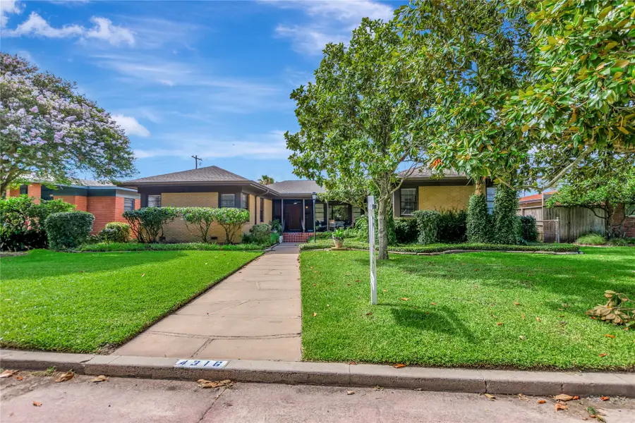 4316 Caduceus Place, Galveston, TX 77550 - Image #3