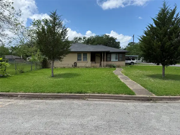 1800 Carlisle Street, Rosenberg, TX 77471