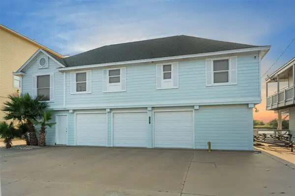 109 Fm-2031, Matagorda, TX 77457