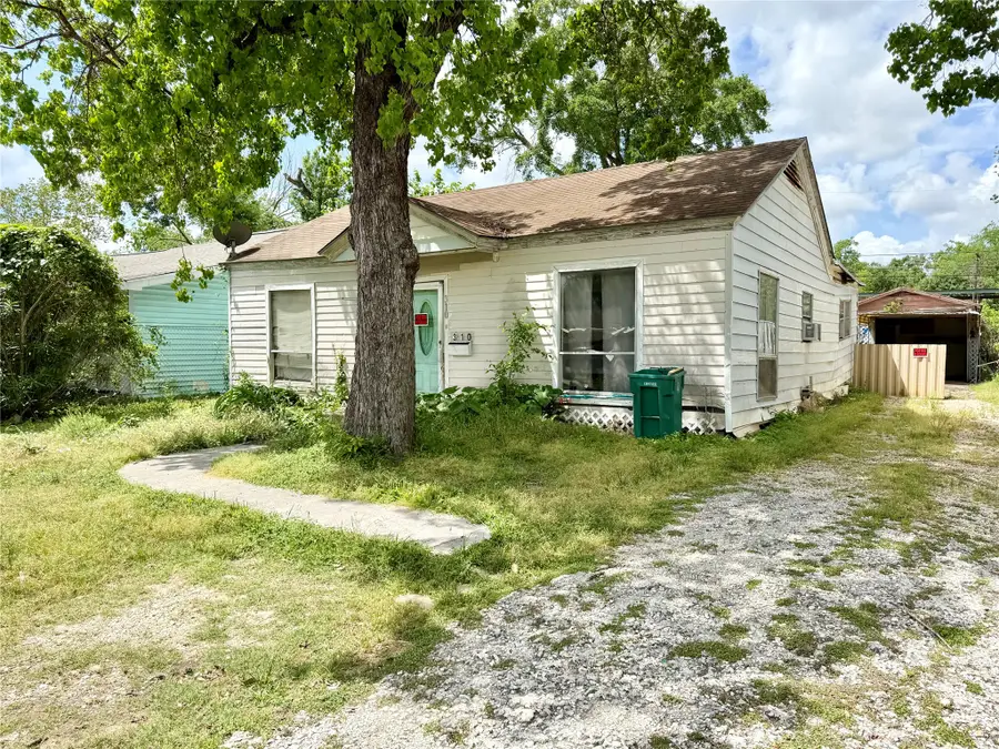 310 Center Street, Pasadena, TX 77506 - #2