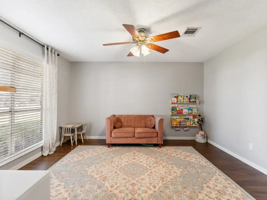 90 Live Oak, Van Vleck, TX 77482 - #3