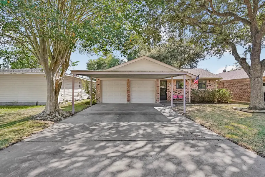 2309 32nd Avenue N, Texas City, TX 77590 - #2