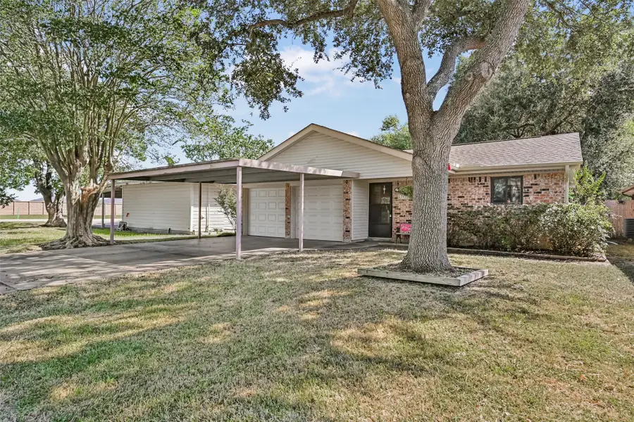 2309 32nd Avenue N, Texas City, TX 77590 - #3