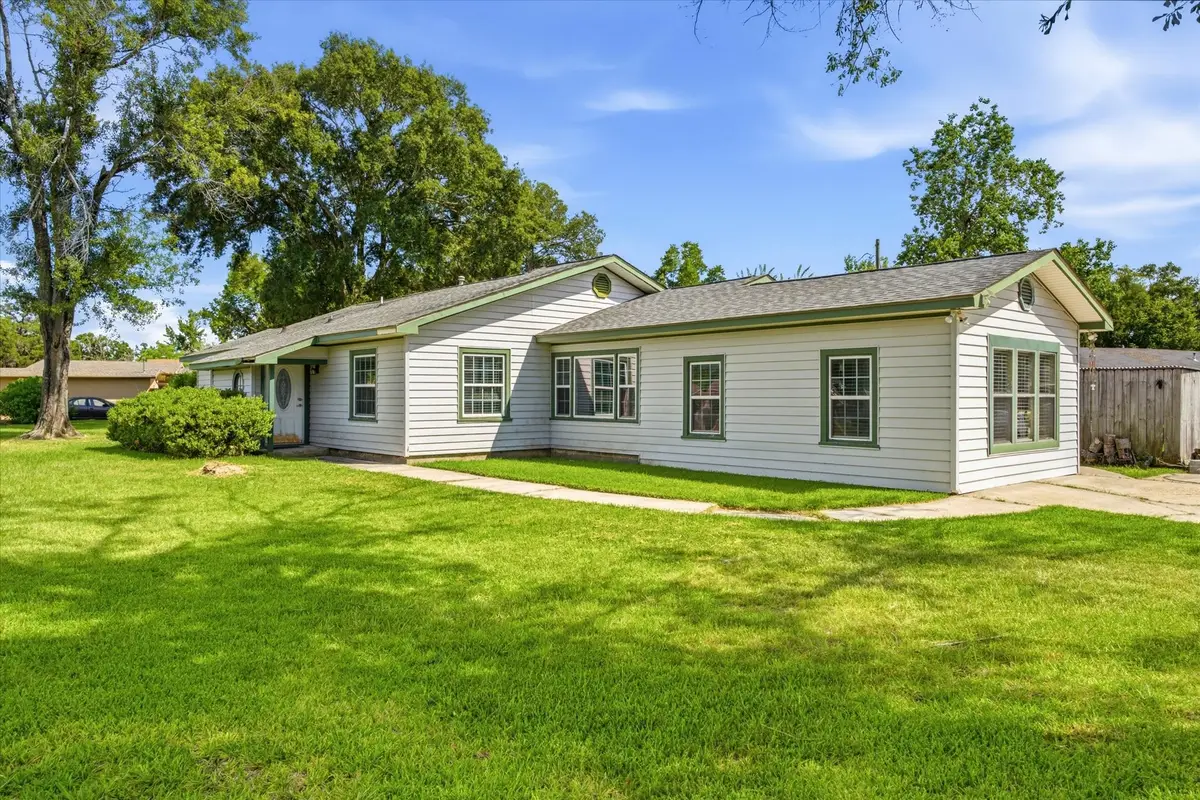311 Burnett Drive, Baytown, TX 77520 - #1
