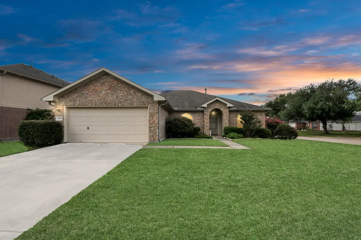 21823 Wildcroft Drive, Katy, TX 77449 - Image #1
