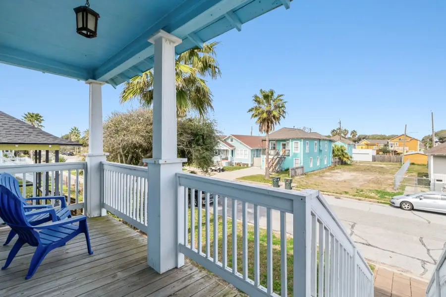 1309 Ursuline St, Galveston, TX 77550 - #3