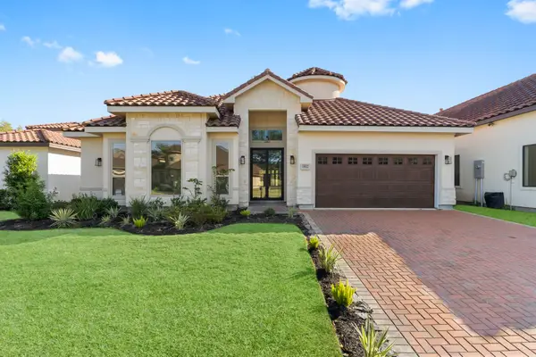 15922 Bridges Fairway Lane, Houston, TX 77068