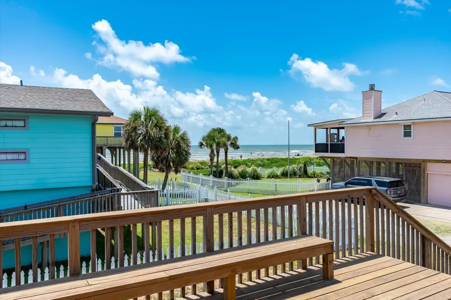 21211 Gulf Dr Drive, Galveston, TX 77554 - #2