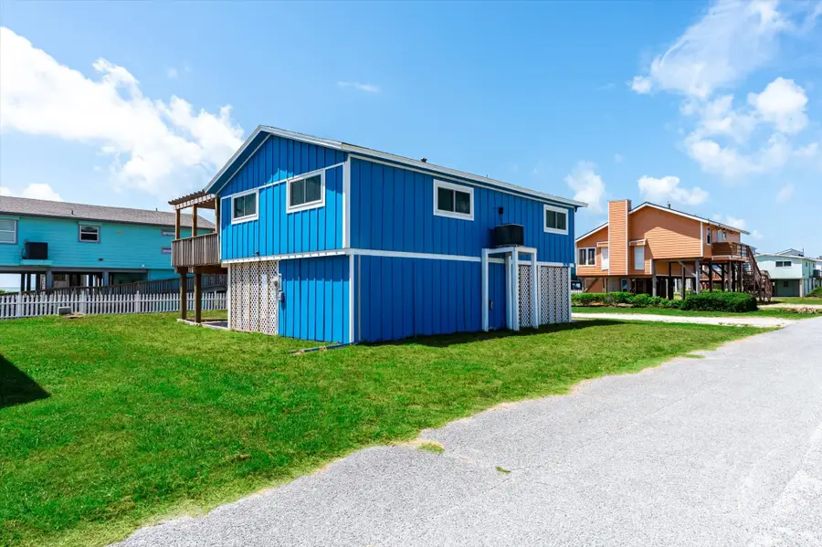 21211 Gulf Dr Drive, Galveston, TX 77554 - #3