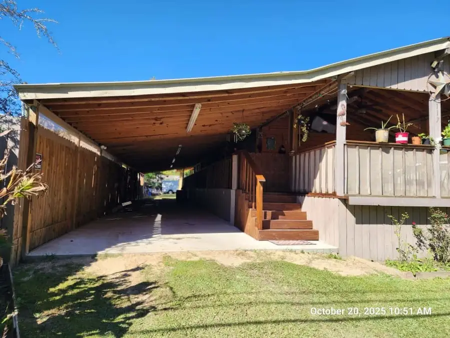 117 Henrietta Street, West Orange, TX 77630 - Image #2