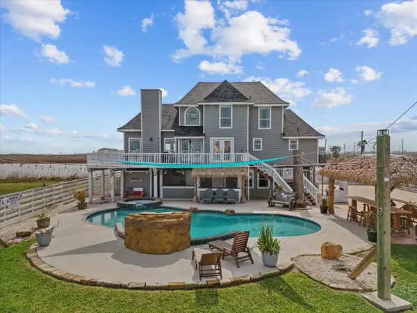 319 Francis Cove, Surfside Beach, TX 77541