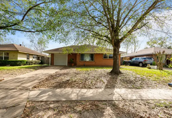 2423 Metz Street, Houston, TX 77034