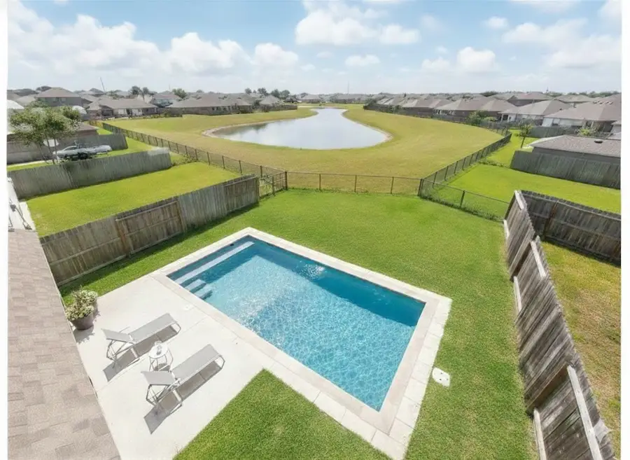 14416 Sugar Pines Drive, Conroe, TX 77302 - Image #2