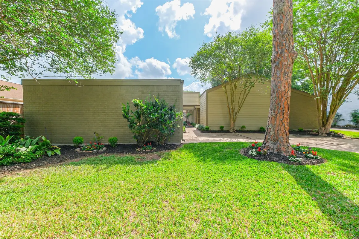 10727 Villa Lea Lane, Houston, TX 77071 - #1