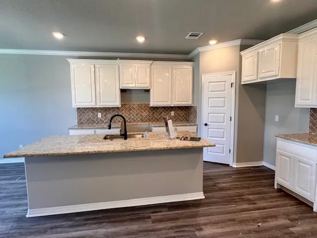 6434 Raleigh, College Station, TX 77845 - Image #3