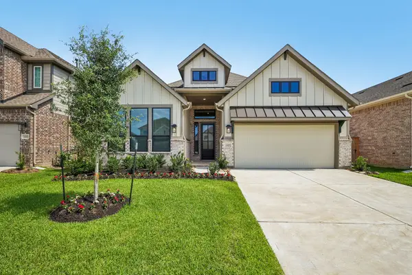 2327 Garden Arbor, Tomball, TX 77375