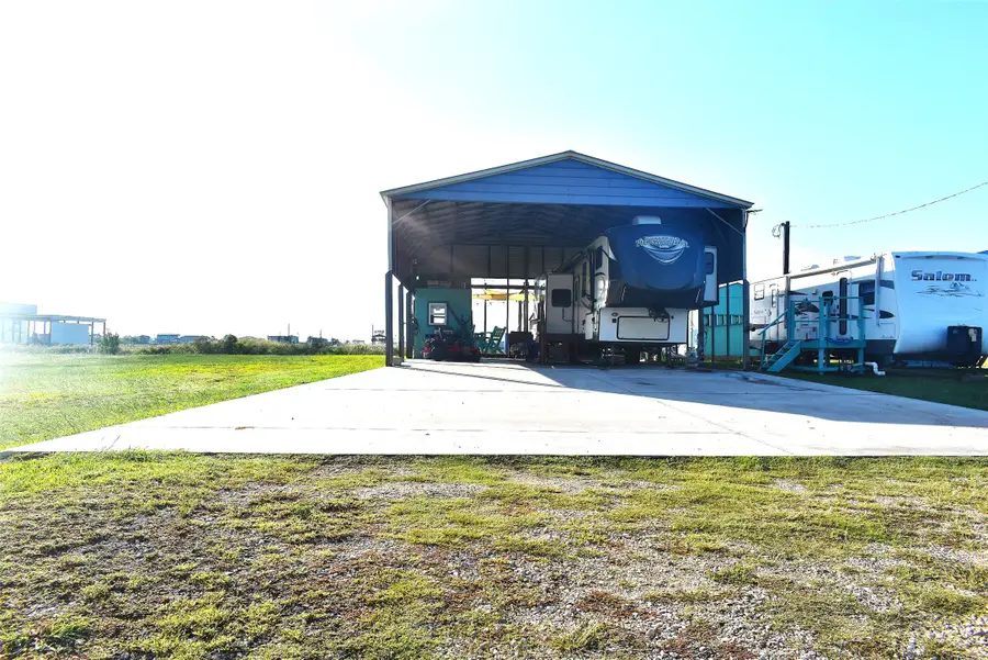 179 Nautilus Street S, Sargent, TX 77414 - #2