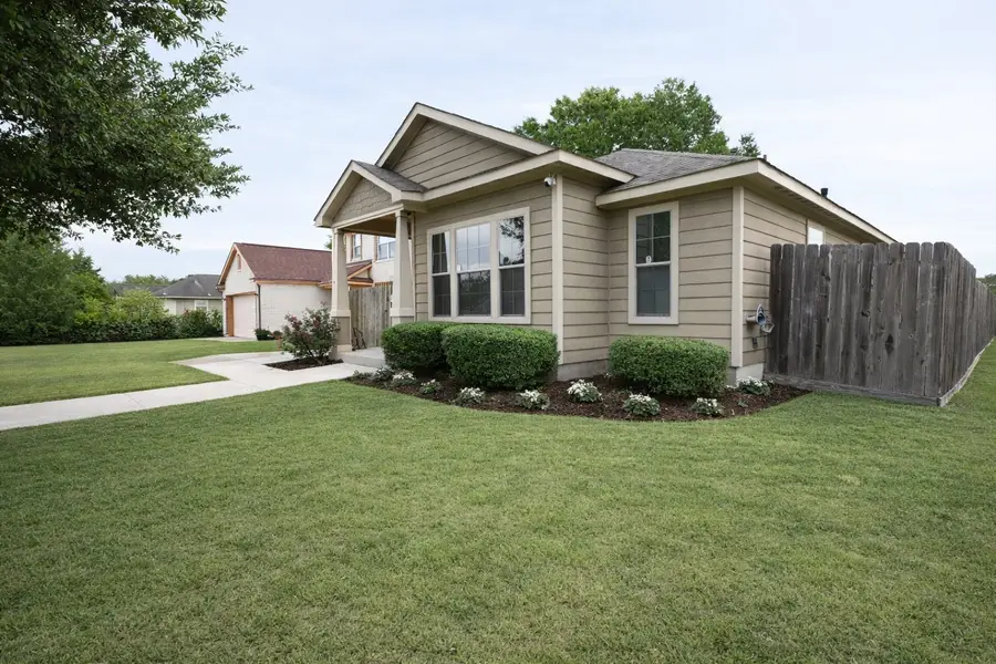 250 7th Street, Hempstead, TX 77445 - #3