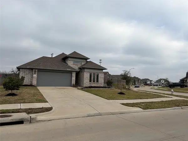 323 Avenue B, Richmond, TX 77406