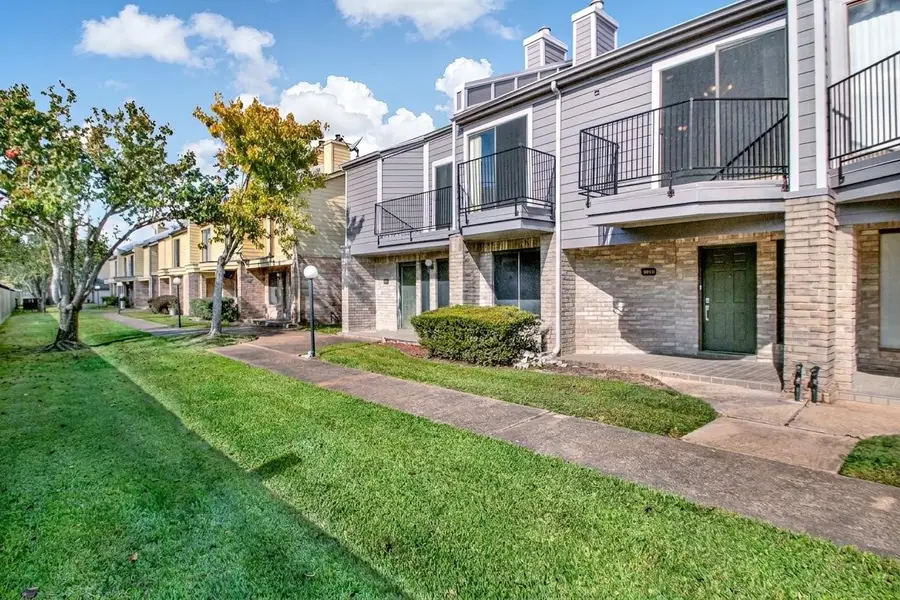 3813 Landmark Drive, Missouri City, TX 77459 - #2