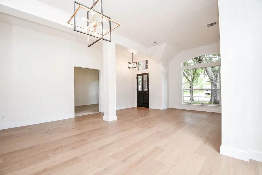 202 Knoll Forest Drive, Sugar Land, TX 77479 - #3