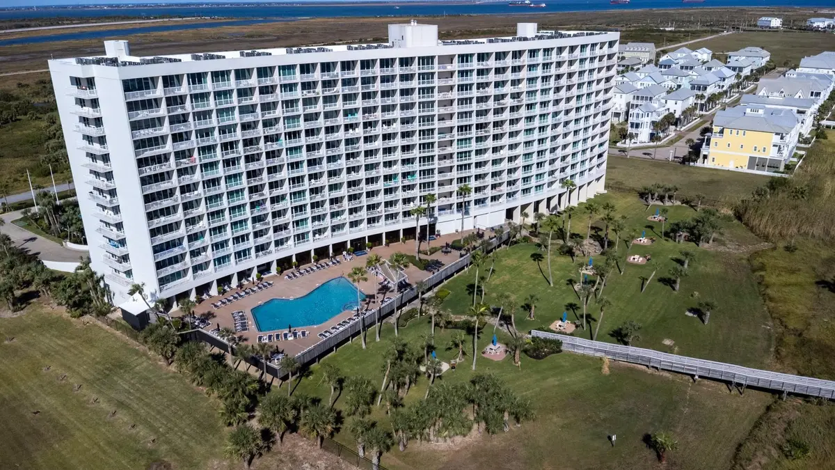 1401 E Beach Drive #109, Galveston, TX 77550 - #1