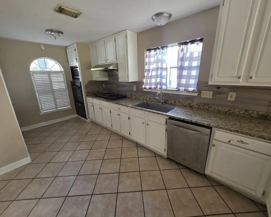 2611 Potomac Drive, League City, TX 77573 - Image #3